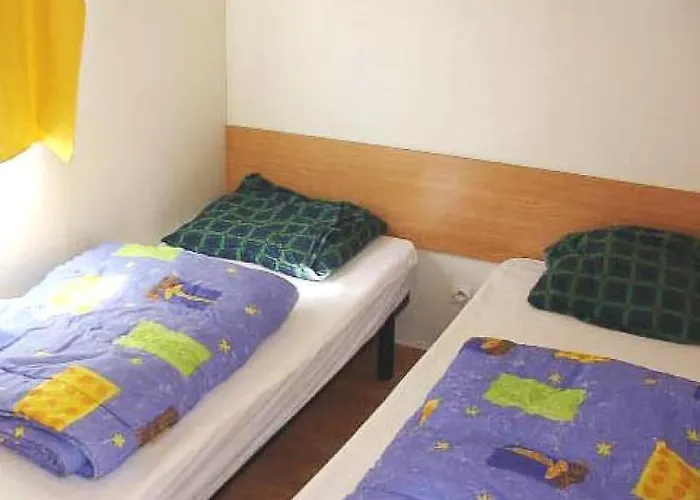 مكان تخييم Camping Le P'tit Bonheur Escaro