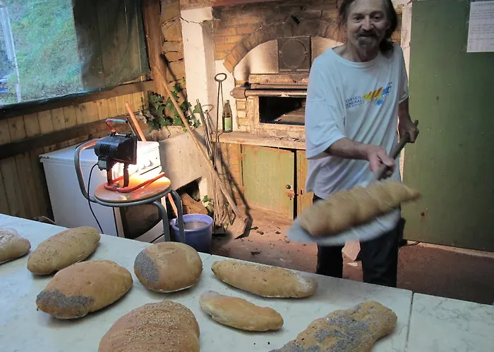 مكان تخييم Camping Le P'tit Bonheur *