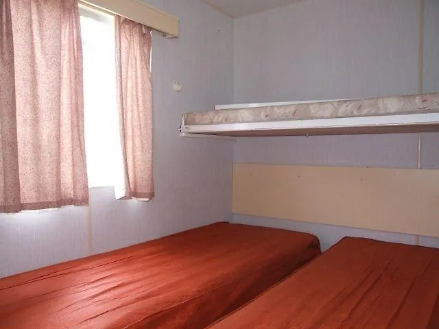 مكان تخييم Camping Le P'tit Bonheur Escaro