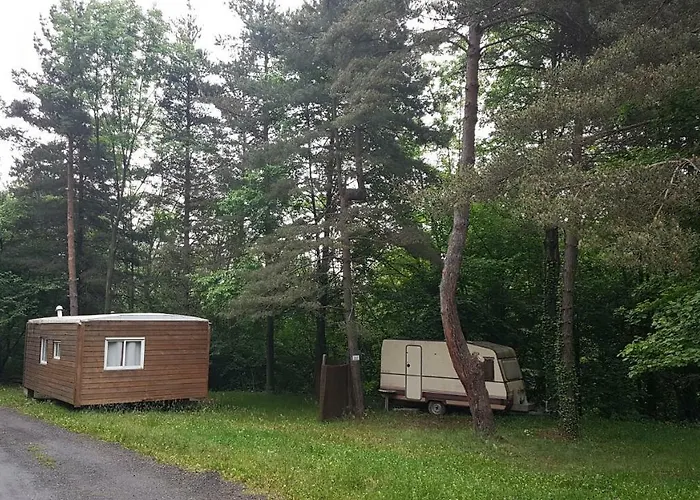 Camping Le P'tit Bonheur مكان تخييم